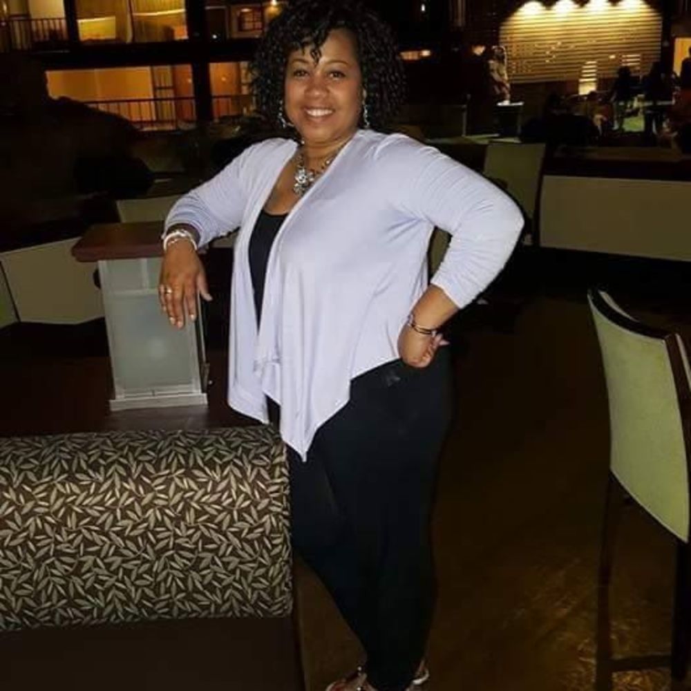Meet your Posher, D renee